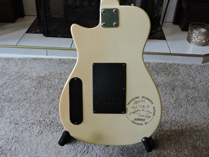 2 Travelling Wilburys 1989 Gretsch guitars
