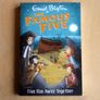 Enid Blyton's The Famous Five collection Image 5
