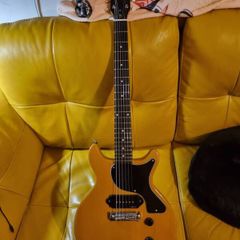 Harley Benton DC-Junior  TV Yellow
