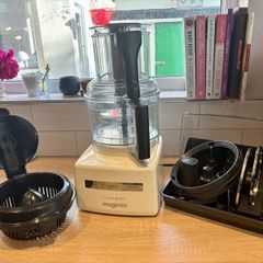 Magimix 4200XL Food Processor - New accessories and Juicer