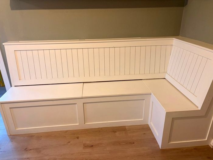 Corner Bench Seat with Storage