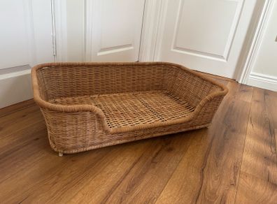Dog bed (Rattan)
