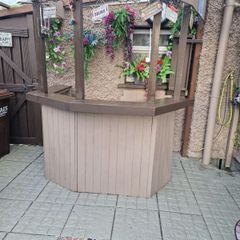 Garden Bar