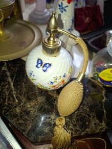 Two Old Perfume Bottles, Price is for 1 Only Postage Available or Collection,