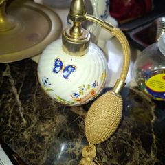 Two Old Perfume Bottles, Price is for 1 Only Postage Available or Collection,