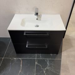 Kolour 800mm Wall Hung Unit and Basin Matt black w/ Tap