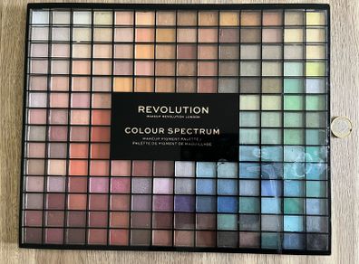 Makeup Revolution 196 Stars Eyeshadow Palette