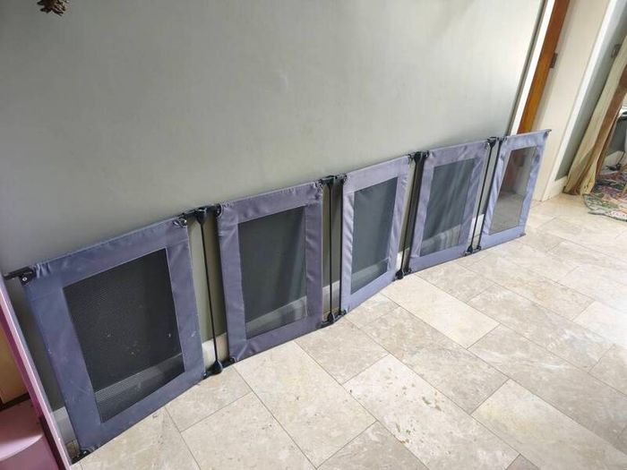 Baby Gates XL or Play pen 3m