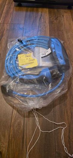 Mennekes Type 2 EV Charger 8m