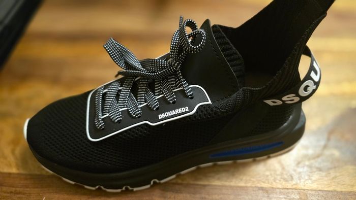 DSQ2 sneakers