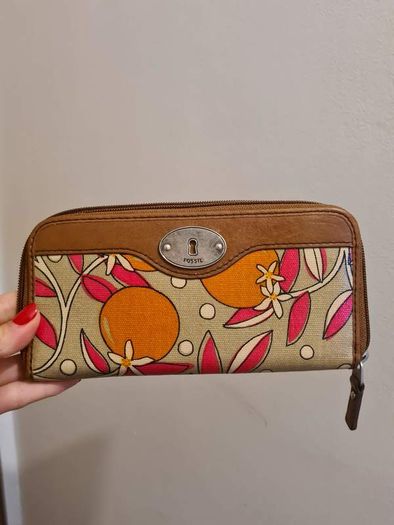 Fossil womens wallet