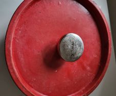 Pyrex cast iron pot
