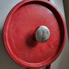 Pyrex cast iron pot