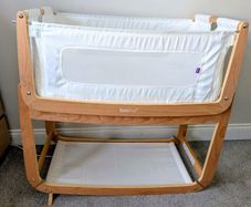 SnuzPod3 cot/crib with sheets x3, mattress protector x3 and reversible blanket