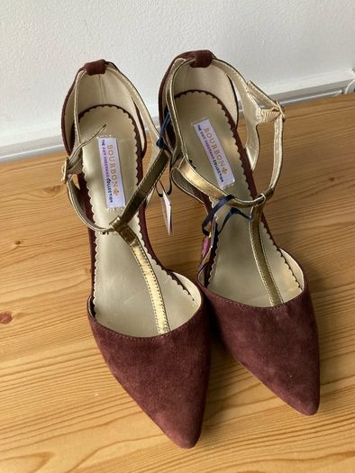 Bourbon heels 8/41