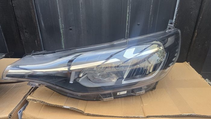 ford transit custom 2025 model head lights led