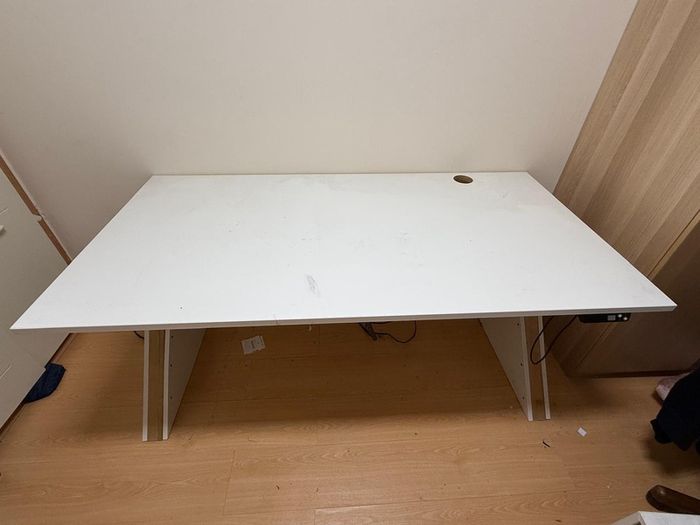 Electric  Desk