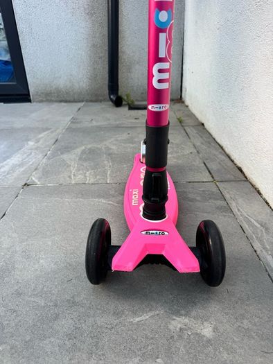 Micro Maxi foldable scooter