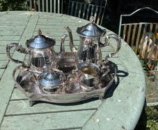 Newbridge silver plated tea & coffee set