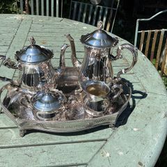 Newbridge silver plated tea & coffee set