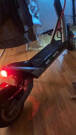 E Scooter: 2025 Inner City Grafter Dual Motor Scooter.  2400w In Dual Mode. Comes With Warranty And Original Fast Charger, + More Extras. Had Very Little Use Scooter Is Mint. Very Powerful Scooter. WOULD TRADE FOR A GOOD KUKIRIN G3 PRO OR A FRESH G2 MASTE