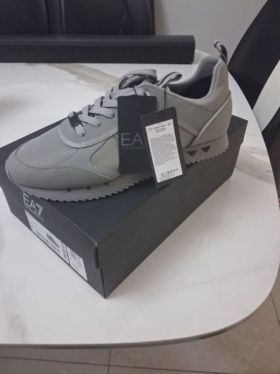 Armani runners