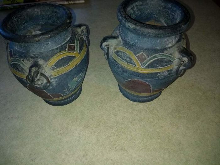Set of 2 tripe pottery hand carved and collared vases15 cm. tall