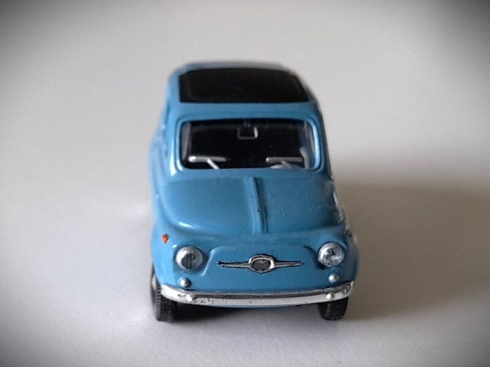 Diecast Model Fiat 500 F Berlina - del Prado Car Collection 1:43