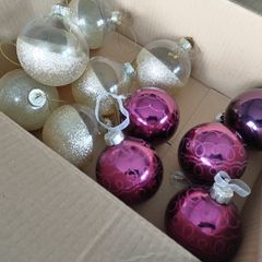 x1 Box of x12 Glass Baubles