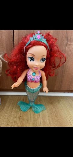 musical doll Ariel