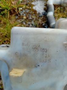 2009-2012 Windscreen Washer Bottle VW Golf Mk6 1K0955453Q