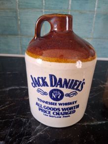Vintage stoneware Jack Daniels Quart whiskey flagon