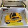 Fiat 500 Taxi New York Scale 1/18 Rare Burago Image 9