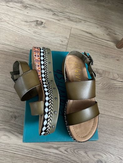 ladies shoes