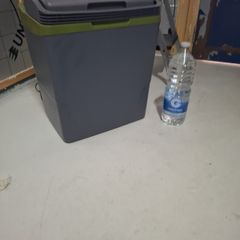 Electric cooler box