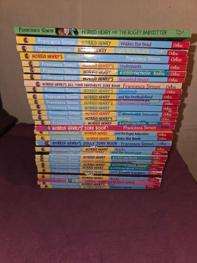 30 Horrid Henry Books