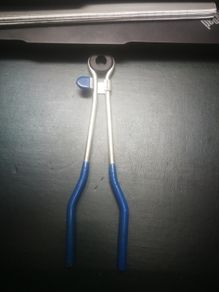 Brake hose clamp