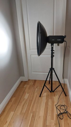 Glare One 150W LED Photography studio light