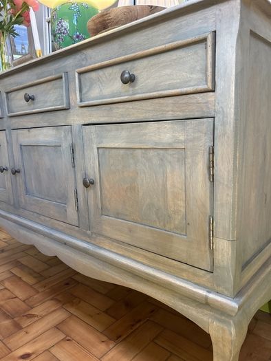 Beautiful Solid Wood Antique French Style Sideboard