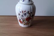 ceramic biscuit jar
