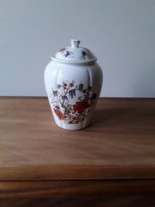 ceramic biscuit jar