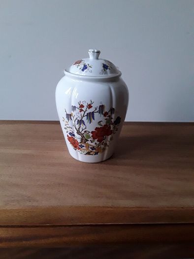 ceramic biscuit jar