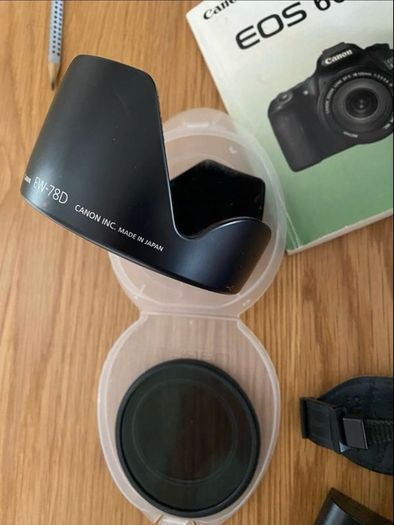 Canon EOS 60d DSLR camera