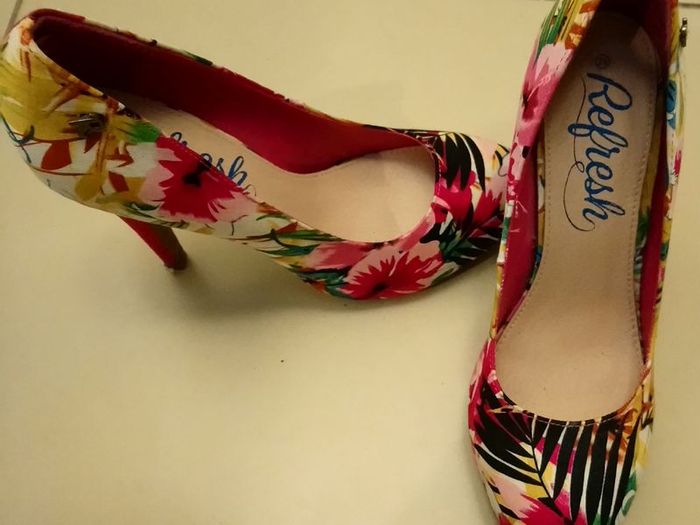 REFRESH - flowers high heels size UK6 or EU39 - high heel shoes