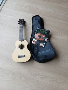 Brand new beginner ukelele