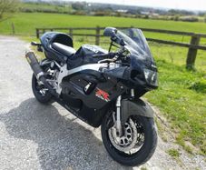 Suzuki SRAD 750