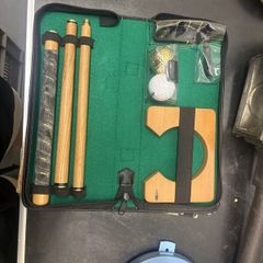 Portable Indoor Golf Putting Set with Carry Case