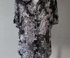 Dunnes black & white blouse, Size 20