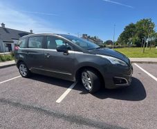 2015 Peugeot 5008