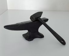 Vintage Miniature Blacksmiths Anvil and Hammer - Cast Iron